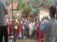 Distribution of foodgrain at Kalechiwadi Neral
